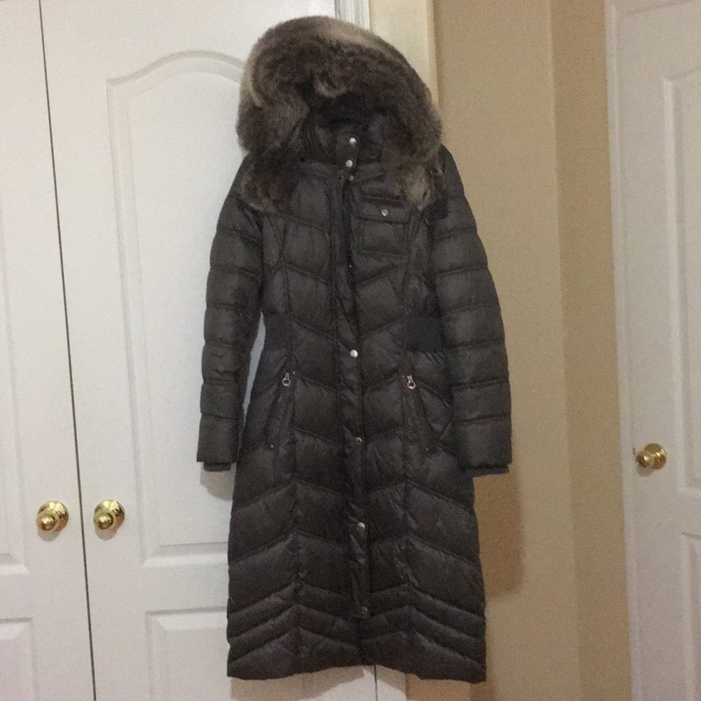 Laundry by design beautiful coat with fur collar